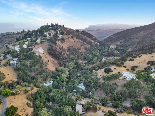 4085 Escondido Drive photo 4