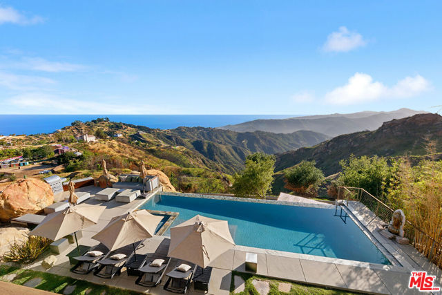 5 Bed Home for Sale in Malibu, California