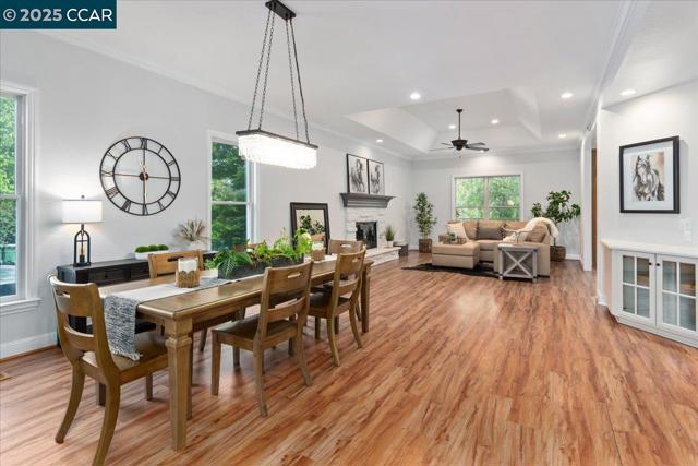 1101 North Gate Road, Walnut Creek CA: https://media.crmls.org/mediaz/a89342a6-c5cb-441e-980a-8a30bbb5e7ac.jpg