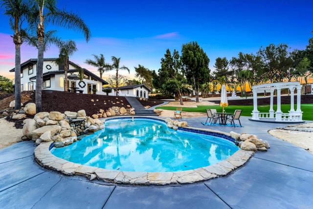 Detail Gallery Image 41 of 75 For 3065 Fairview Dr, Vista,  CA 92084 - 4 Beds | 3 Baths