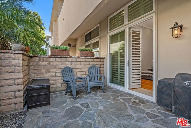 4716 La Villa Marina, C photo 12