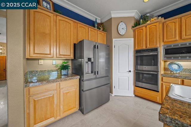 Image 12 of 60 For 113 Forest Hill Dr