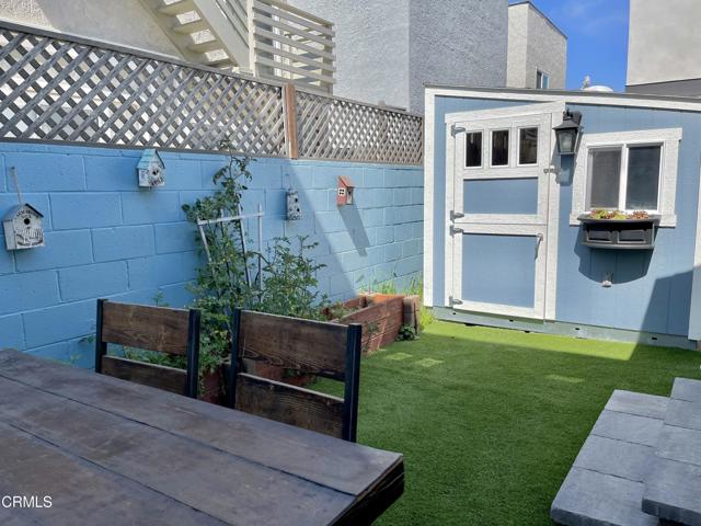 Detail Gallery Image 12 of 24 For 3945 Sunset Ln, Oxnard,  CA 93035 - 3 Beds | 1/1 Baths