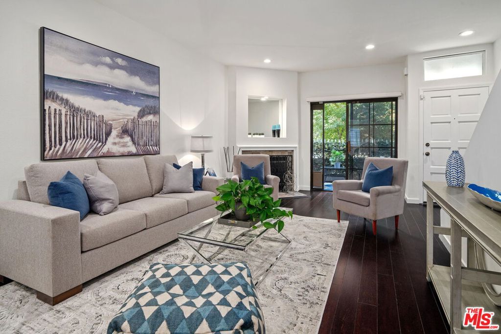 4220 Colfax Avenue 122, Studio City, CA 91604