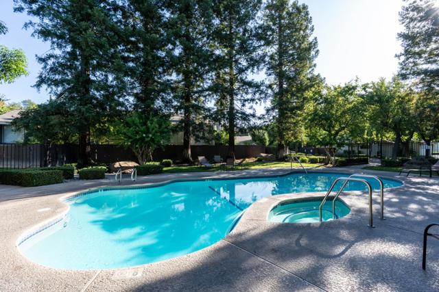 3350 M Street, Merced CA: https://media.crmls.org/mediaz/a8950a08-40dd-4dbc-87a5-3b95cda5cc1a.jpg