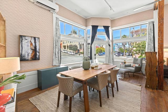 950 Noe Street, San Francisco CA: https://media.crmls.org/mediaz/a8961d34-0211-4e24-9eec-64d6f0182b8d.jpg