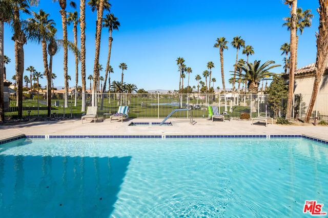 67954 S Trancas Drive, Cathedral City CA: https://media.crmls.org/mediaz/a8966aeb-a41d-452d-83c6-82335718f4a0.jpg