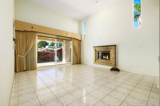 153 Lake Shore Drive, Rancho Mirage CA: https://media.crmls.org/mediaz/a896b99b-0d61-4aeb-9965-a2ad2899200e.jpg
