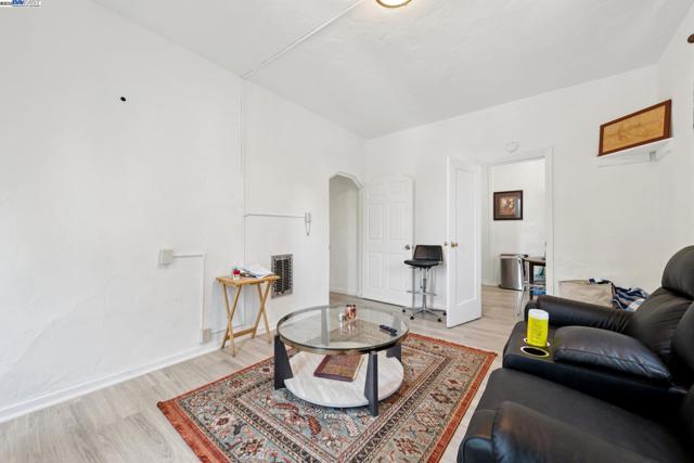 1360 Berkeley Way, Berkeley CA: https://media.crmls.org/mediaz/a89a39ee-c322-4ab4-a282-b4eb94ceb501.jpg