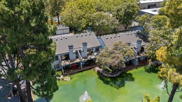 905 W Middlefield Road, Mountain View CA: https://media.crmls.org/mediaz/a89b0860-32ad-4c1d-a86e-982d483fe0a7.jpg