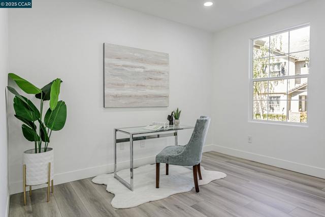 2511 Soren Way, San Ramon CA: https://media.crmls.org/mediaz/a89b5995-1c3b-4896-99a7-00ae54081cb4.jpg