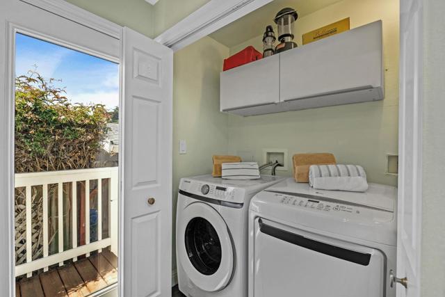 360 Fairway Drive, Pacifica CA: https://media.crmls.org/mediaz/a89c884e-23f3-4bde-a900-b69aae96492e.jpg