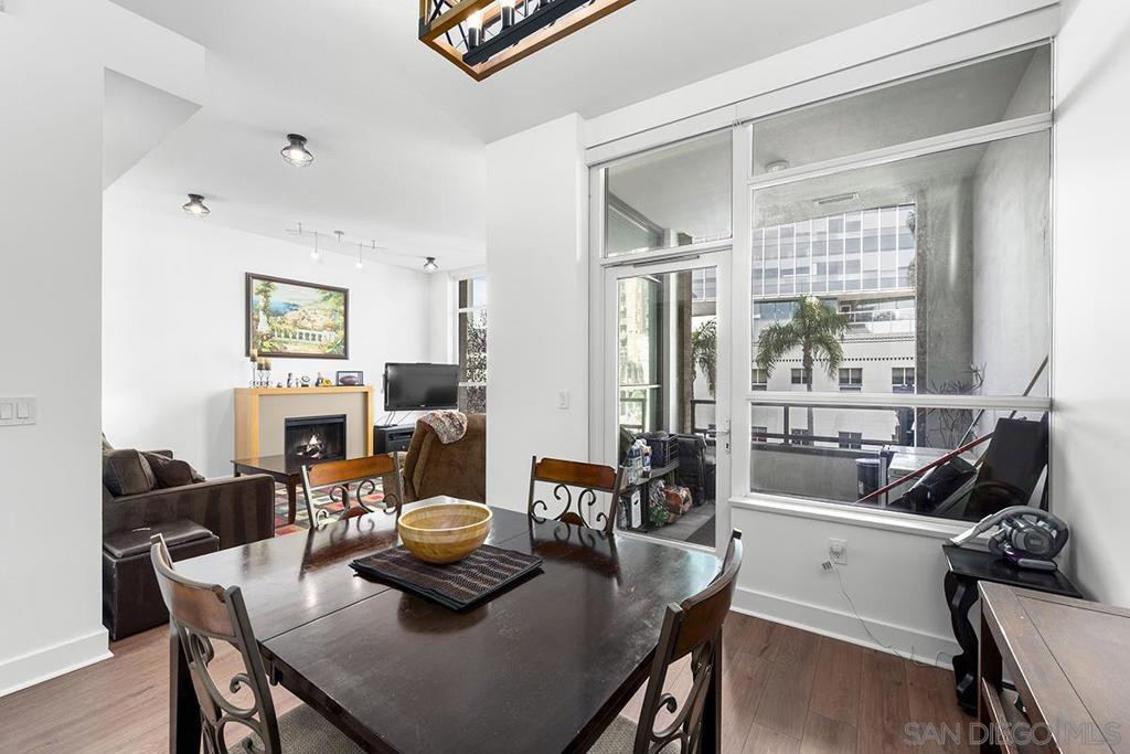 325 7th Ave - photo 12