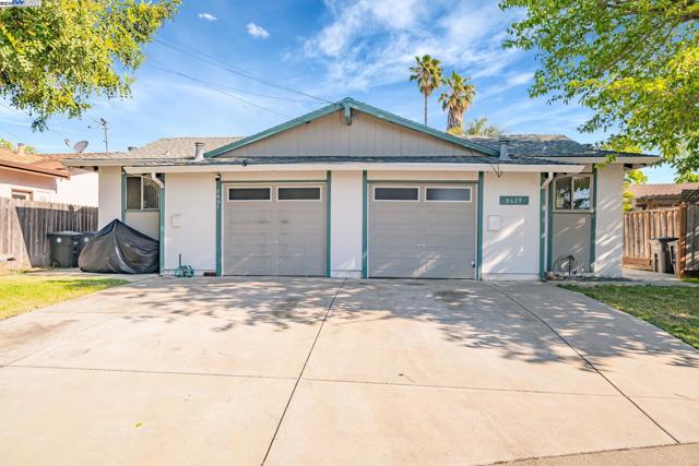 8629 Beverly Lane, Dublin CA: https://media.crmls.org/mediaz/a89dc971-2f00-4cac-afad-c6d8221cdfe0.jpg