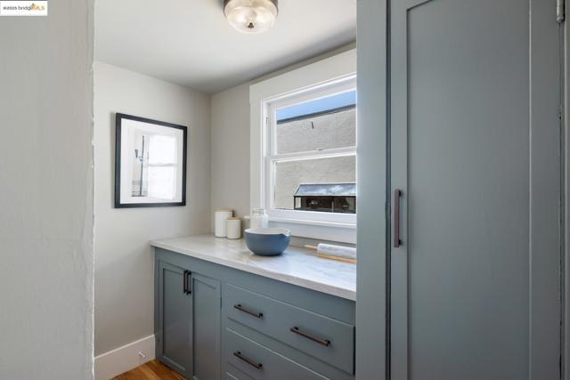 971 Santa Barbara Rd, Berkeley CA: https://media.crmls.org/mediaz/a89dcf7e-4e30-419c-b888-67560ab3782b.jpg