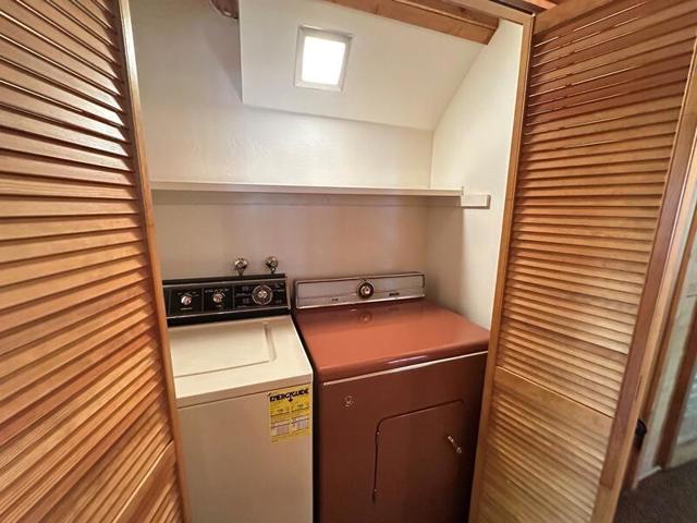 25090 Fern Valley, Idyllwild CA: https://media.crmls.org/mediaz/a89dd7e1-5c4d-4930-a9d2-128987321331.jpg