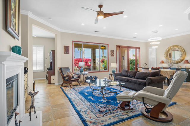 40973 Corte La Fonda, Indio CA: https://media.crmls.org/mediaz/a89e5208-490f-450a-8b56-bc2aec072239.jpg