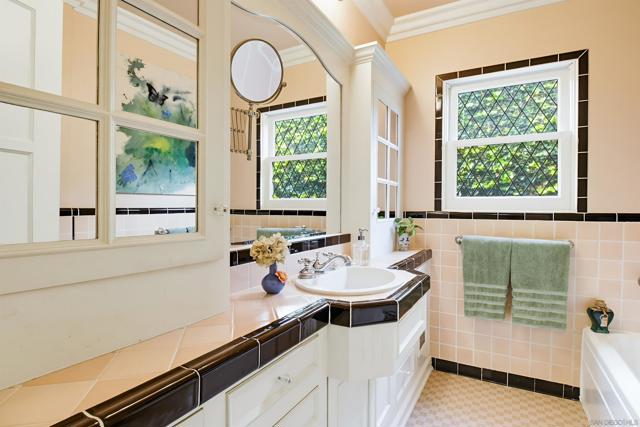 3039 Dumas Street, San Diego CA: https://media.crmls.org/mediaz/a89e6aba-b23e-46f3-80b0-e1042d1b0699.jpg