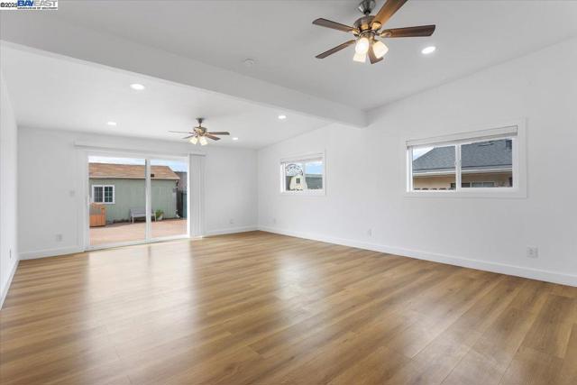 24753 Willimet Way, Hayward CA: https://media.crmls.org/mediaz/a89eae7a-a899-42ff-83d6-0f424ecfa9d2.jpg