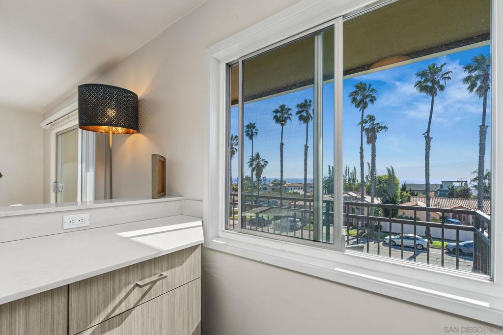 5367 La Jolla Blvd - photo 2