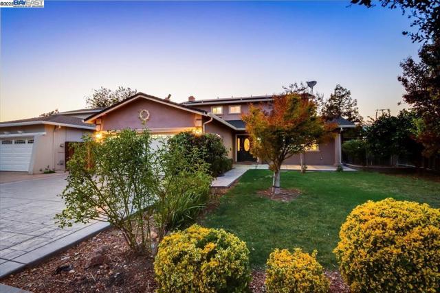 5921 indian Ave, San Jose CA: https://media.crmls.org/mediaz/a8a061b8-85a0-4ced-ba95-0c86b44fd461.jpg