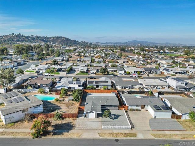 Detail Gallery Image 3 of 30 For 766 Alveda Ave, El Cajon,  CA 92019 - 3 Beds | 3 Baths