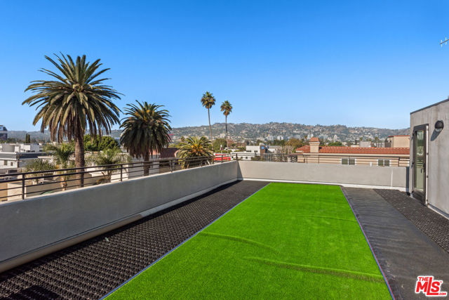116 N Orlando Avenue, Los Angeles CA: https://media.crmls.org/mediaz/a8a12e6c-68cf-451b-afdf-c532e8a3ab20.jpg