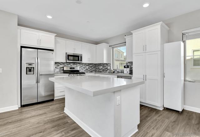 11001 Logan Way, San Diego CA: https://media.crmls.org/mediaz/a8a1419a-b1c5-4217-a4ca-e60422116c1b.jpg