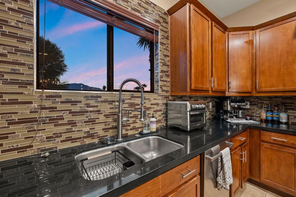 MLS #219136994DA image #21