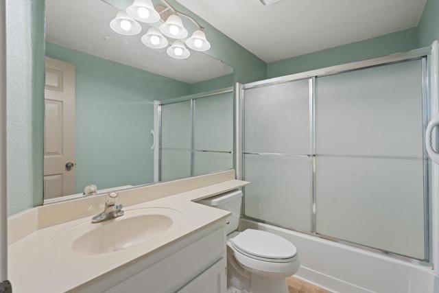 1258 De Cunha Court, Salinas CA: https://media.crmls.org/mediaz/a8a4b3f5-7e9d-4d6d-b34d-0a5c8d2a1277.jpg