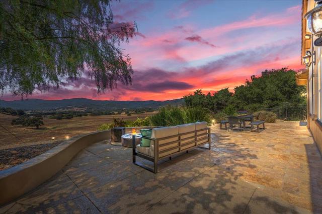 2330 Stonecress Street, Gilroy CA: https://media.crmls.org/mediaz/a8a55704-0faa-4ce7-bbc5-359eb2384a11.jpg