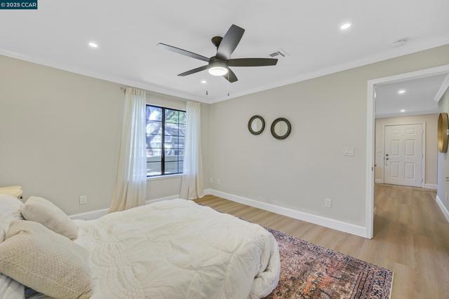 160 Eastridge Dr, San Ramon CA: https://media.crmls.org/mediaz/a8a565ed-6ae8-4fda-b937-703e5ef49b6c.jpg