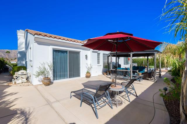 78975 Breckenridge Drive, La Quinta CA: https://media.crmls.org/mediaz/a8a5ba68-8279-40bb-ab24-615922e4137d.jpg