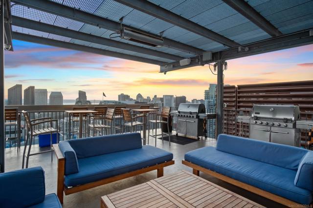 321 10th Avenue, San Diego CA: https://media.crmls.org/mediaz/a8a68192-3013-49da-bed4-18f430e3d7a0.jpg