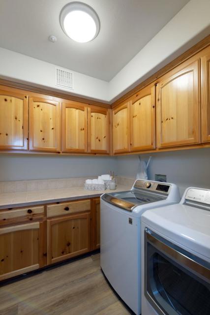 3375 Allred Lane, Soquel CA: https://media.crmls.org/mediaz/a8a7d6e6-1455-4682-b7fd-9b7cf49af624.jpg