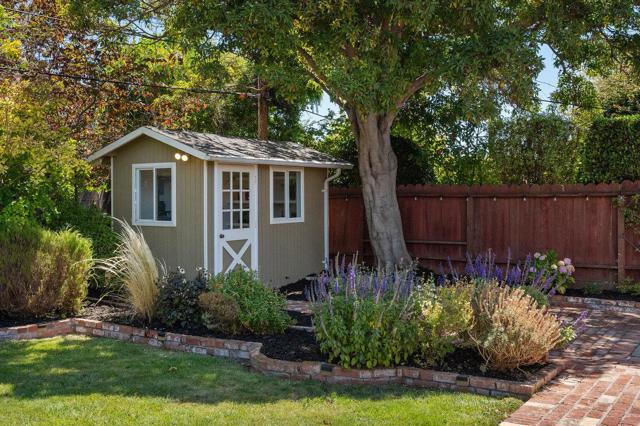 3937 Gillis Drive, San Mateo CA: https://media.crmls.org/mediaz/a8a7e031-2350-495e-87ca-b5bfaa4c37bc.jpg