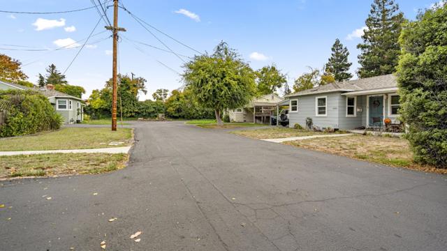 2262 Louis Road, Palo Alto CA: https://media.crmls.org/mediaz/a8a7e37e-91c6-42e2-a6c1-fbefa1cf6534.jpg