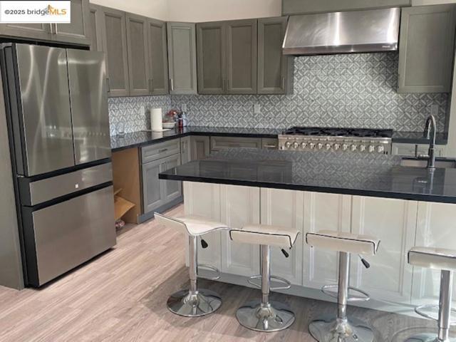 2516 Toltec Cir, San Ramon CA: https://media.crmls.org/mediaz/a8a8601e-fb2b-4d51-b181-e84a964a3be9.jpg