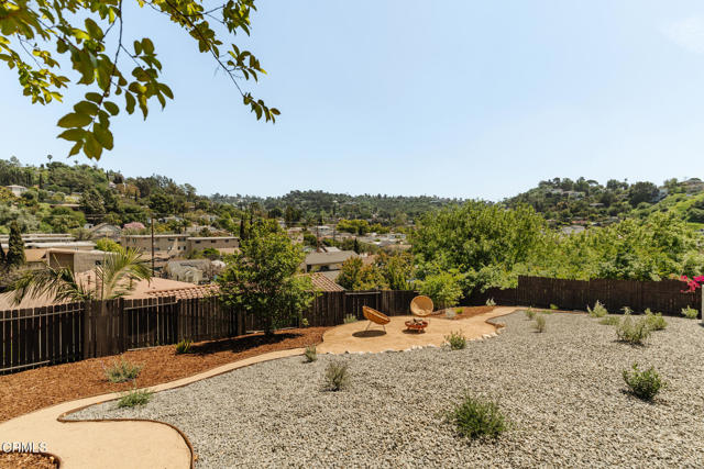 2225 Cazador Drive, Los Angeles CA: https://media.crmls.org/mediaz/a8aa5ac6-27ee-4cb4-993d-d5f4956ce9e2.jpg