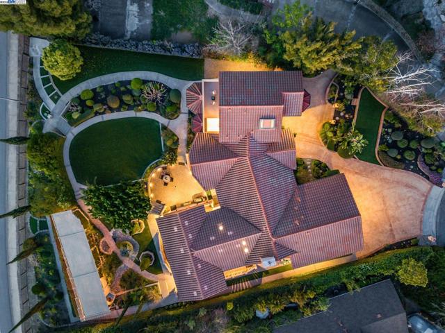 46925 Aloe Court, Fremont CA: https://media.crmls.org/mediaz/a8aab749-d971-4c7d-8815-edfe43faaf43.jpg