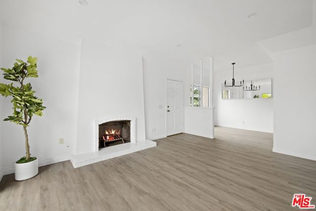 1831 Aleppo Court, 41 photo 4