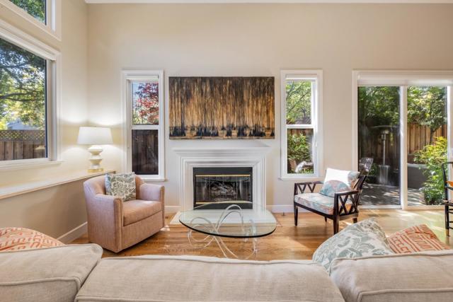 992 Lakeview Way, Redwood City CA: https://media.crmls.org/mediaz/a8ac0825-d11e-466b-9ed4-0f0324d42fdf.jpg