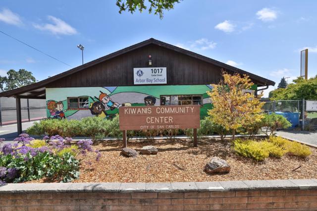 1621 Brittan Avenue, San Carlos CA: https://media.crmls.org/mediaz/a8ac3453-daa9-46ff-ae21-278e3a04a7a7.jpg