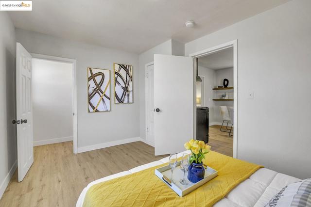 319 S 37Th St, Richmond CA: https://media.crmls.org/mediaz/a8aca2b9-3fe9-4c8e-8c9c-c8d1b30c331d.jpg