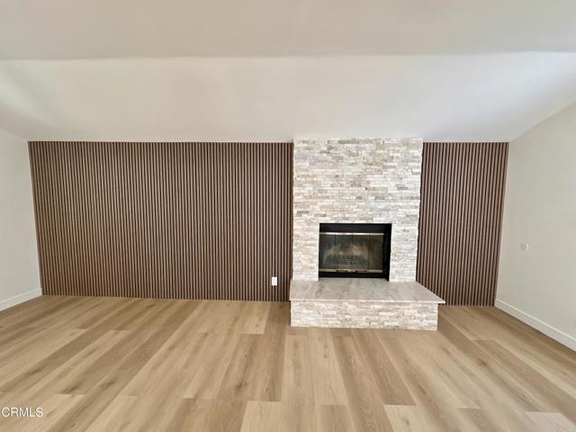 Detail Gallery Image 3 of 22 For 17449 Keswick St, Northridge,  CA 91325 - 3 Beds | 2 Baths