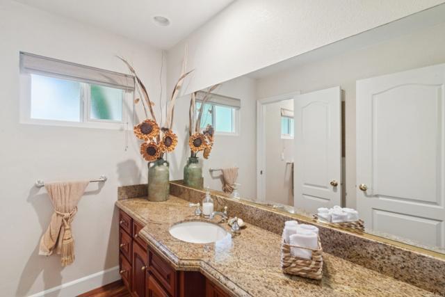 Image 40 of 72 For 1243 Hidden Mountain Drive