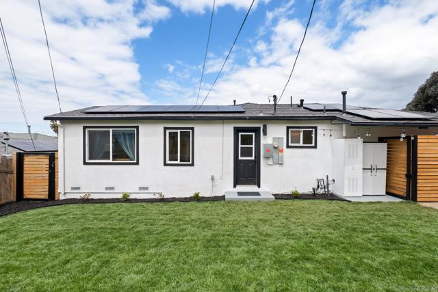 5463 San Onofre Ter, San Diego CA: https://media.crmls.org/mediaz/a8afa7f6-0507-4289-8d8c-d89d158c27ae.jpg