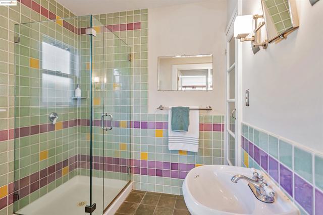 906 Carmel Ave, Albany CA: https://media.crmls.org/mediaz/a8afec82-392c-412f-8131-8d14c4128aec.jpg