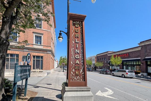 1121 Douglas Avenue, Burlingame CA: https://media.crmls.org/mediaz/a8b000d8-fcb0-4044-9c01-20448cc078a9.jpg