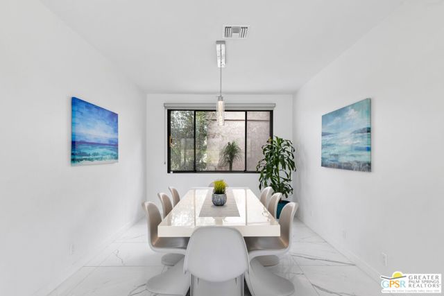 68095 Seven Oaks Place, Cathedral City CA: https://media.crmls.org/mediaz/a8b02eda-5198-4e53-a3ff-7ff3cd9ae4d6.jpg